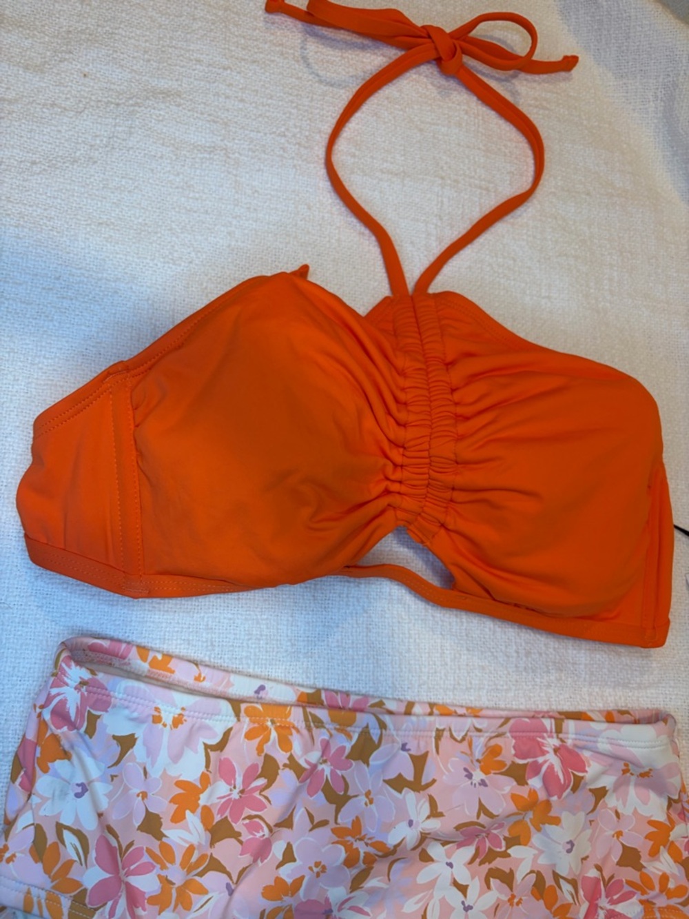 Tunneled Cut Out Halter High Neck Bikini Top High Leg High Waist Bikini Bottom - Picture 2 of 5